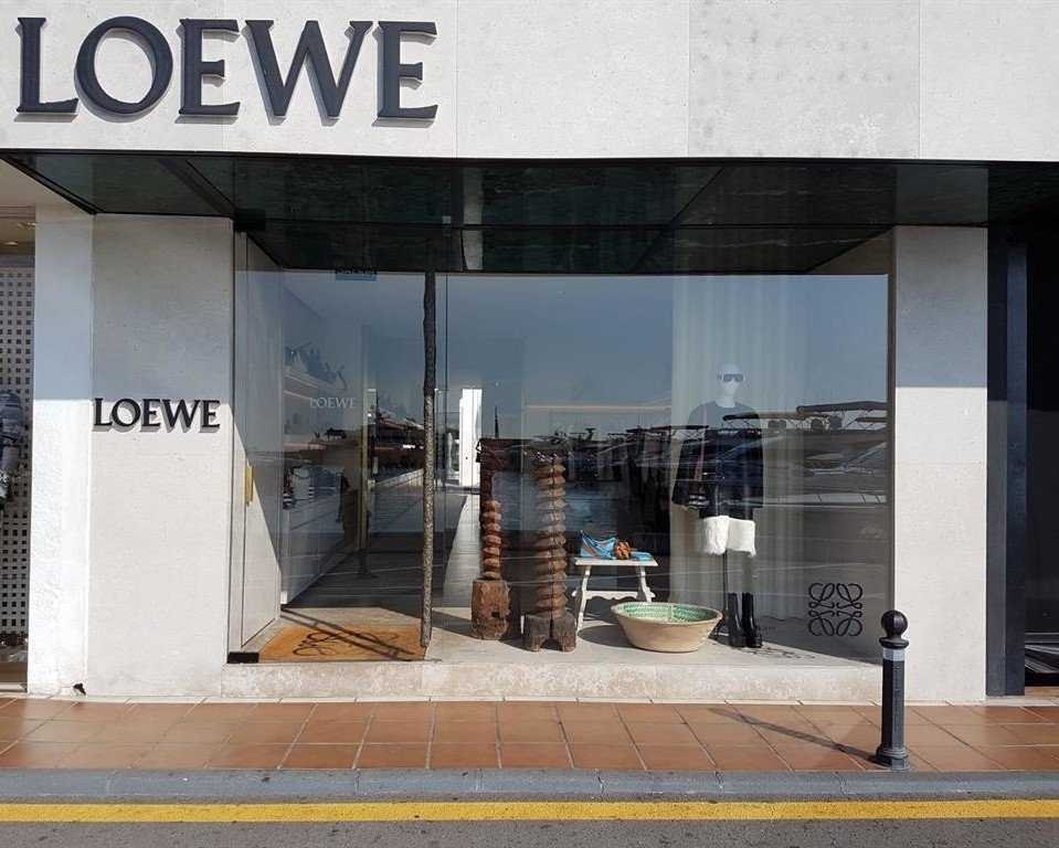 Local Comercial Loewe